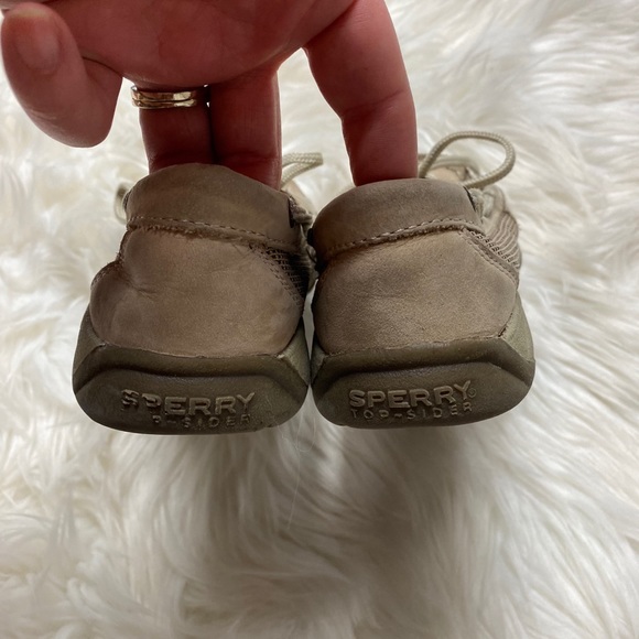 SPERRY TOPSIDER • Kids Tan Angelfish Boat Shoes - Picture 5 of 8
